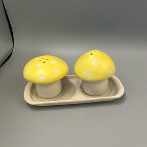 3 Pc Mushroom Shaped Soft Yellow Salt and Pepper Shakers With Beige Tray Stopper
